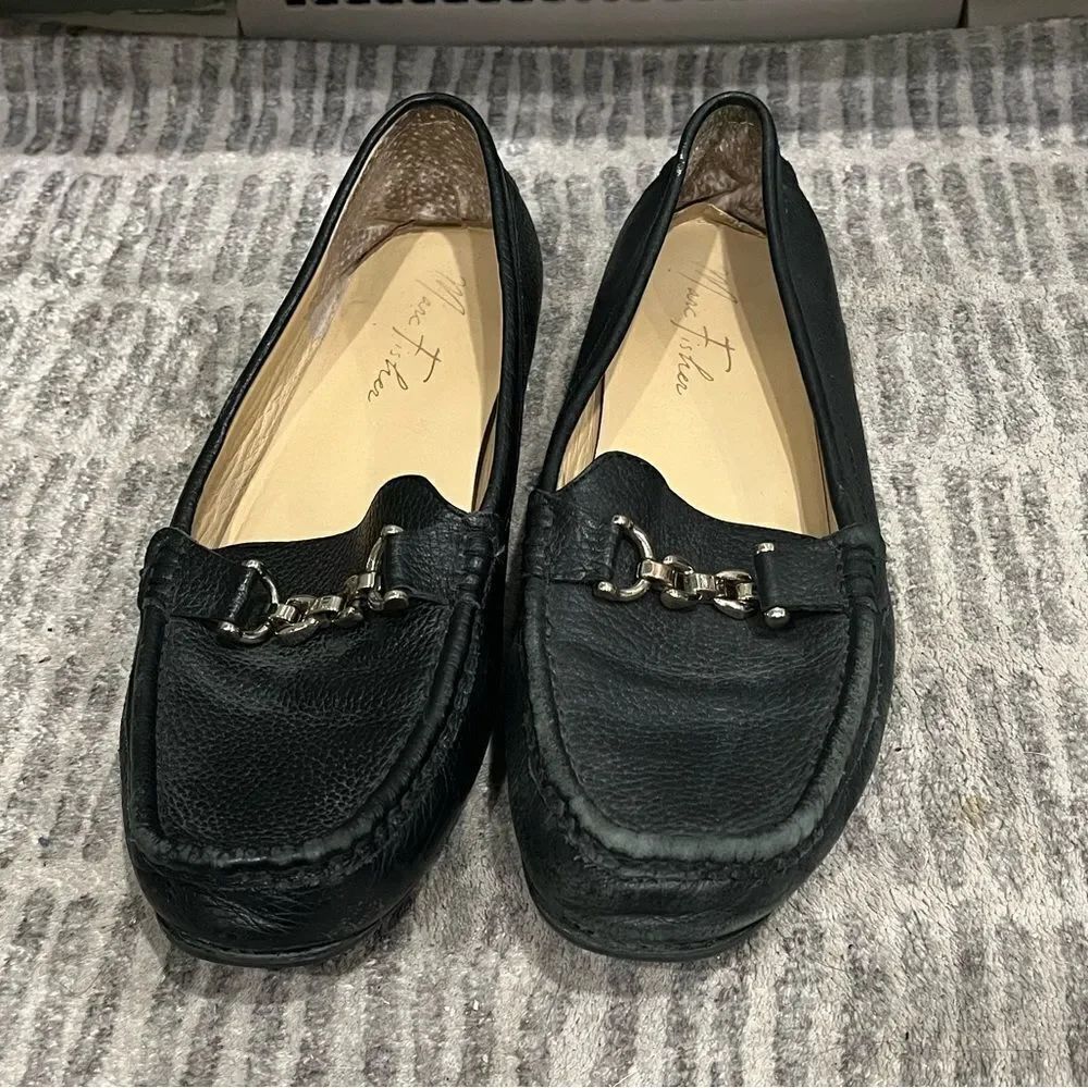 Marc Fisher Womens Oxford Loafers Closed Toe Rubber Botton Silver Chain Black 10